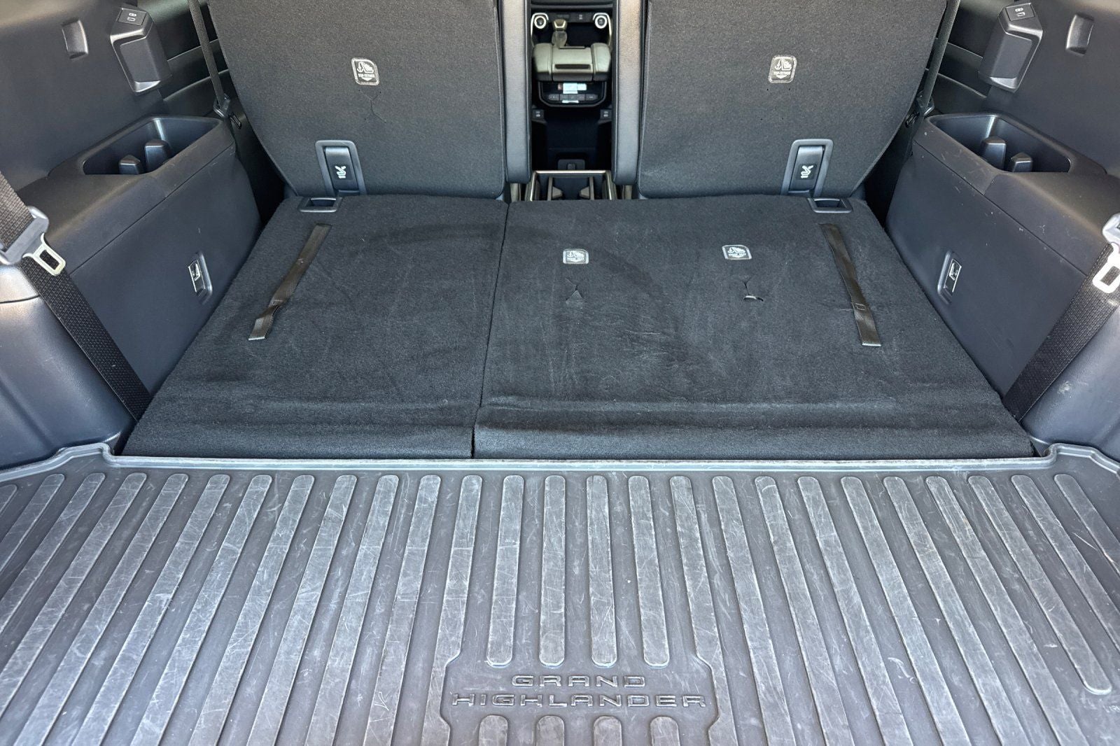 2025 Toyota Grand Highlander Hybrid XLE
