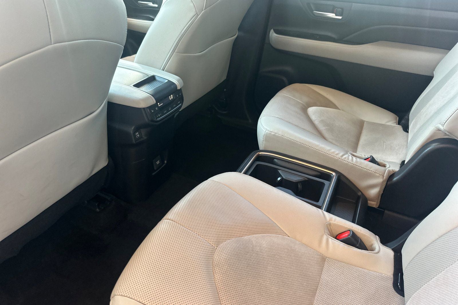2025 Toyota Grand Highlander Platinum - Photo 15