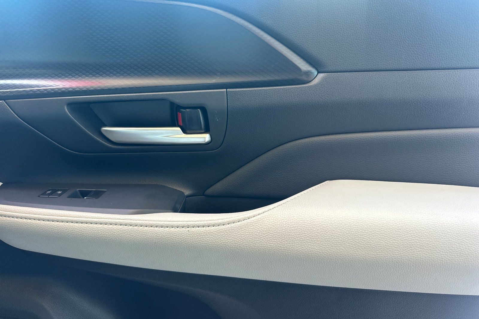 2025 Toyota Grand Highlander Platinum - Photo 22