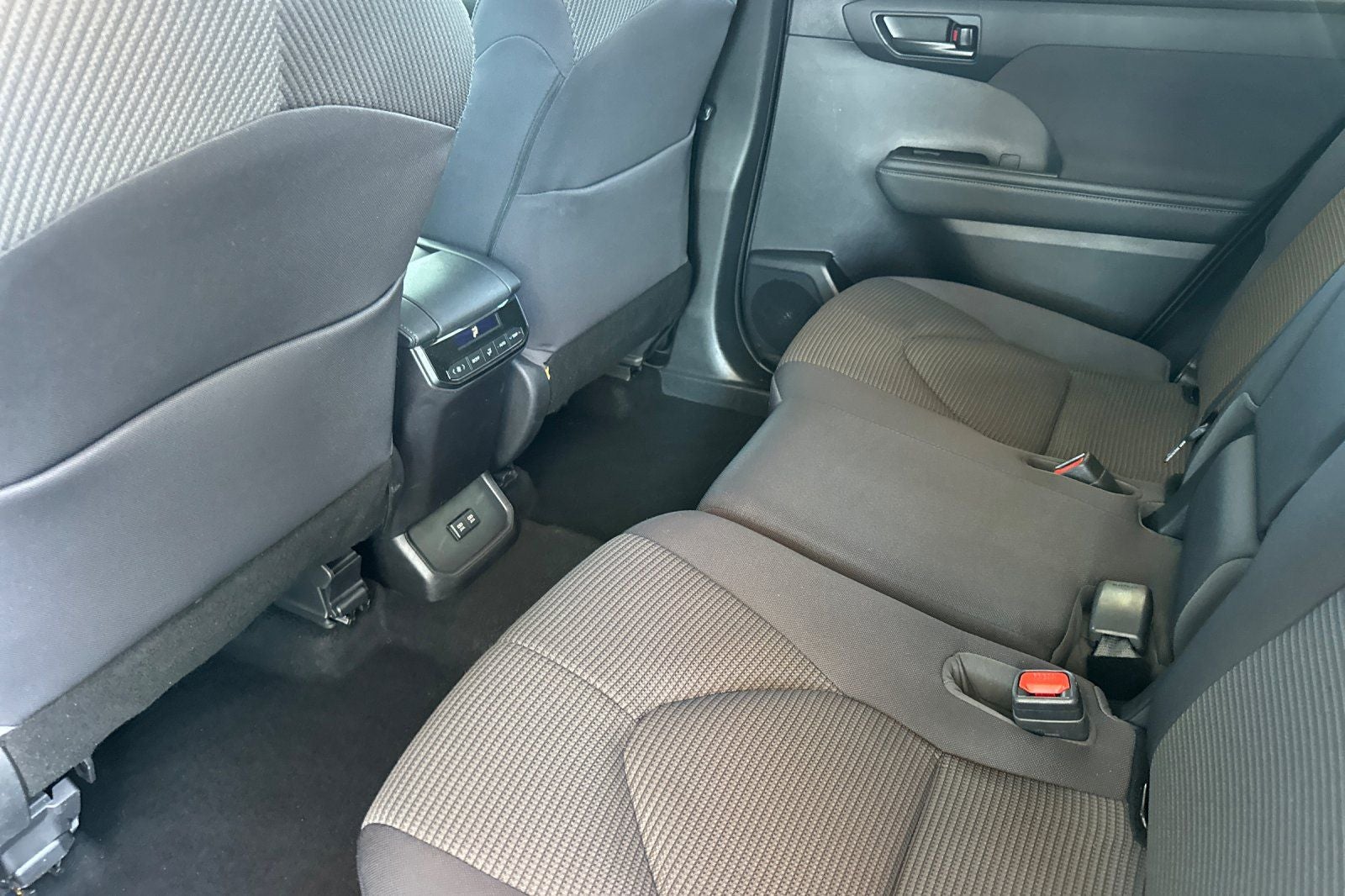 2021 Toyota Highlander Hybrid LE