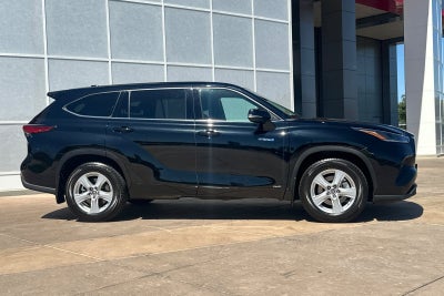 2021 Toyota Highlander Hybrid LE