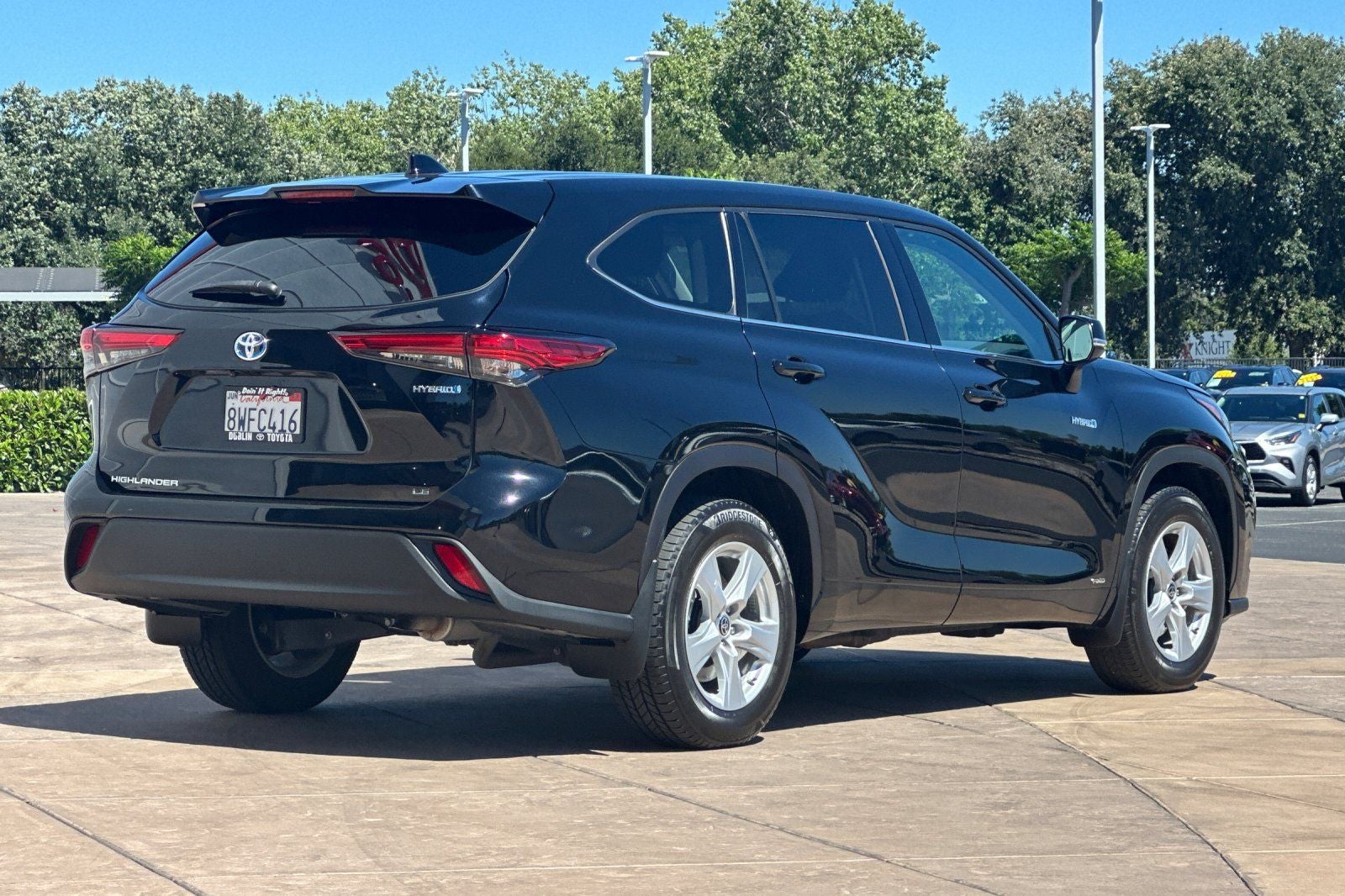 2021 Toyota Highlander Hybrid LE