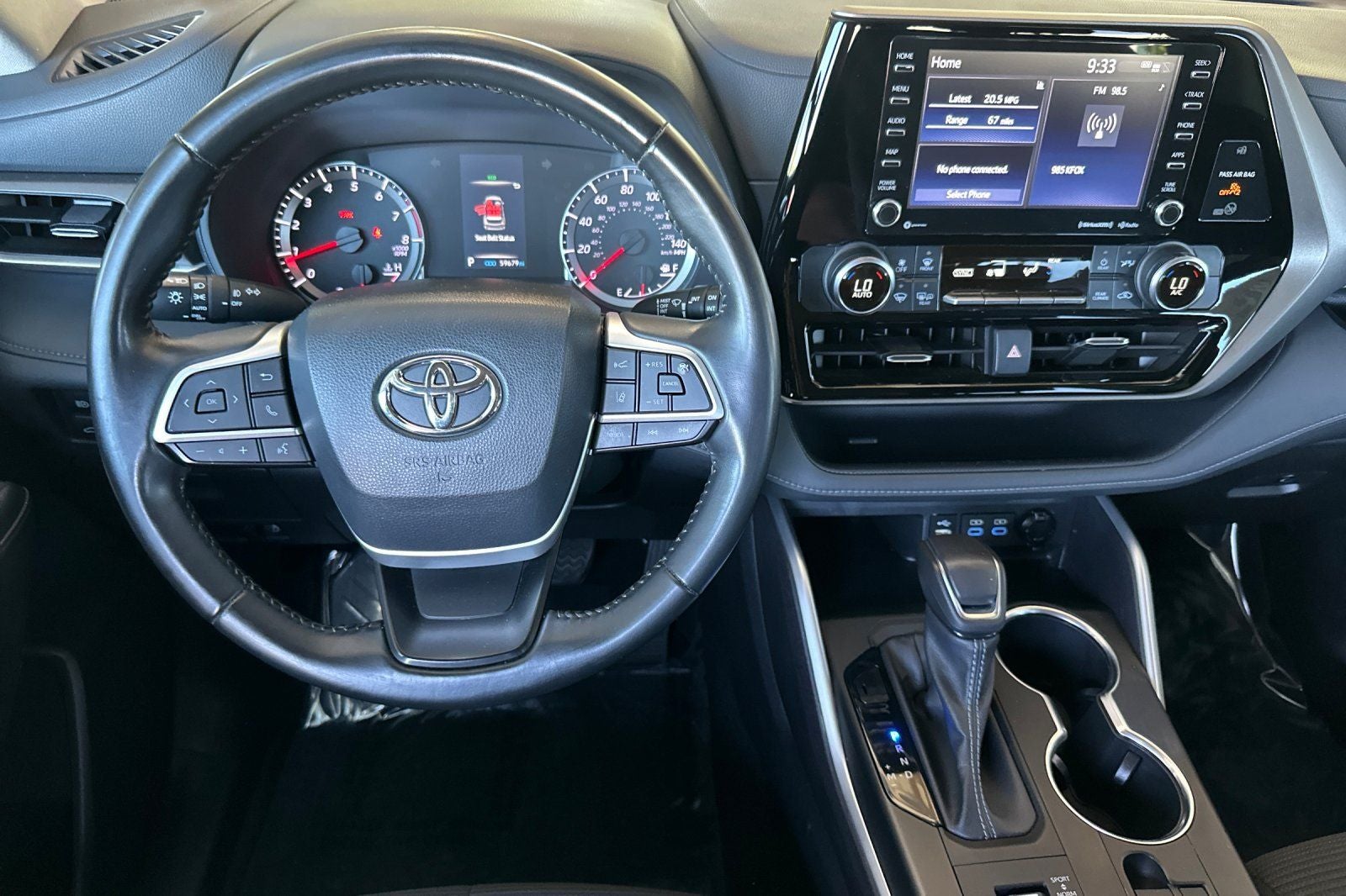 2022 Toyota Highlander LE