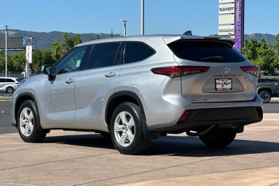 2022 Toyota Highlander LE