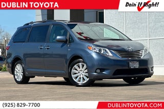 2017 Toyota Sienna XLE 7 Passenger