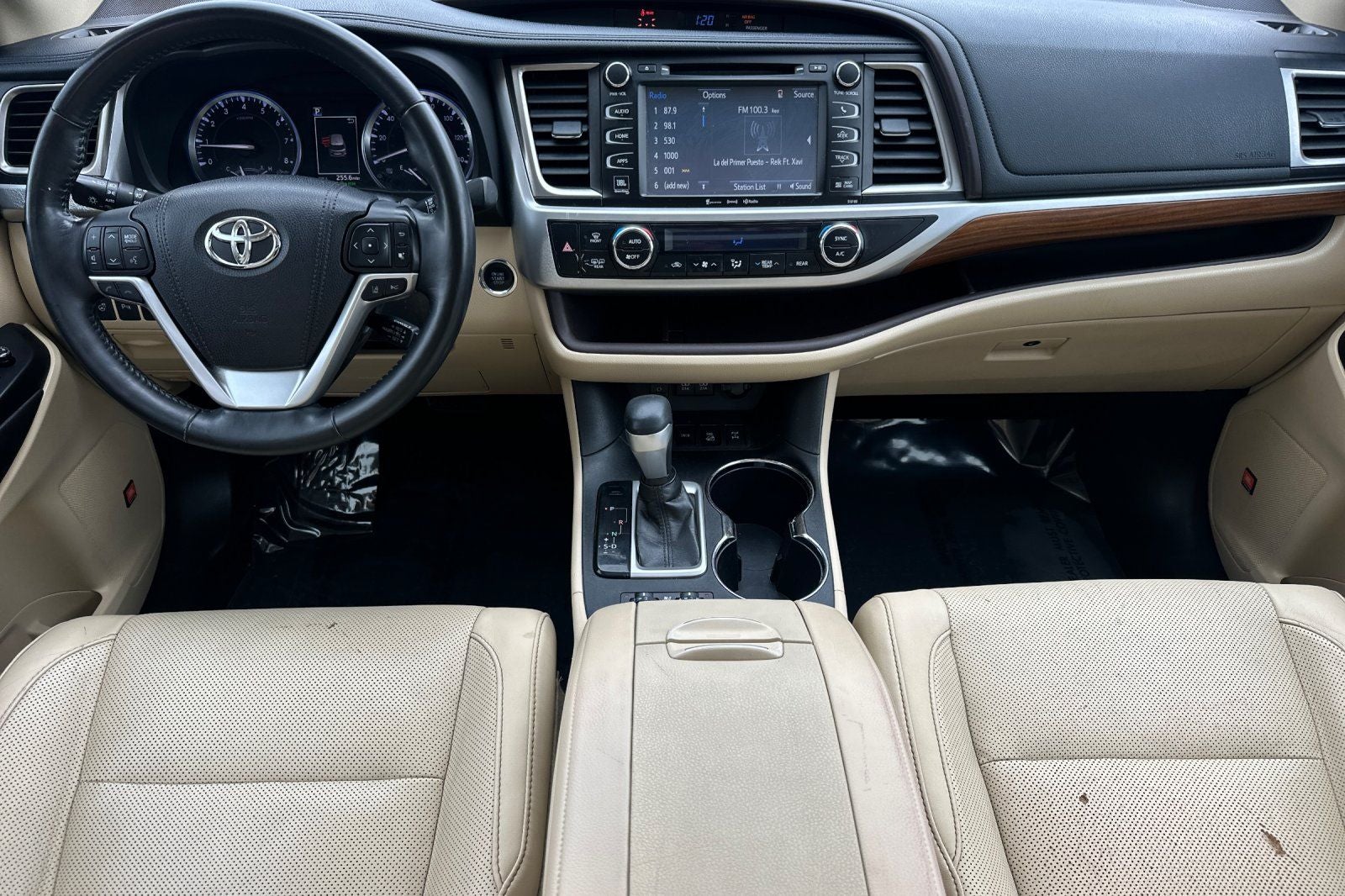 2017 Toyota Highlander Limited Platinum