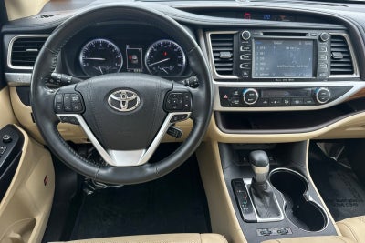 2017 Toyota Highlander Limited Platinum