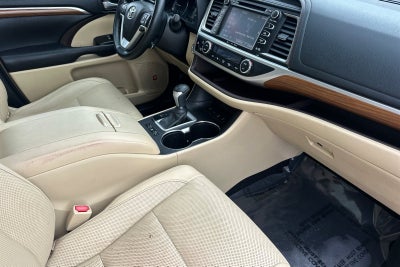 2017 Toyota Highlander Limited Platinum