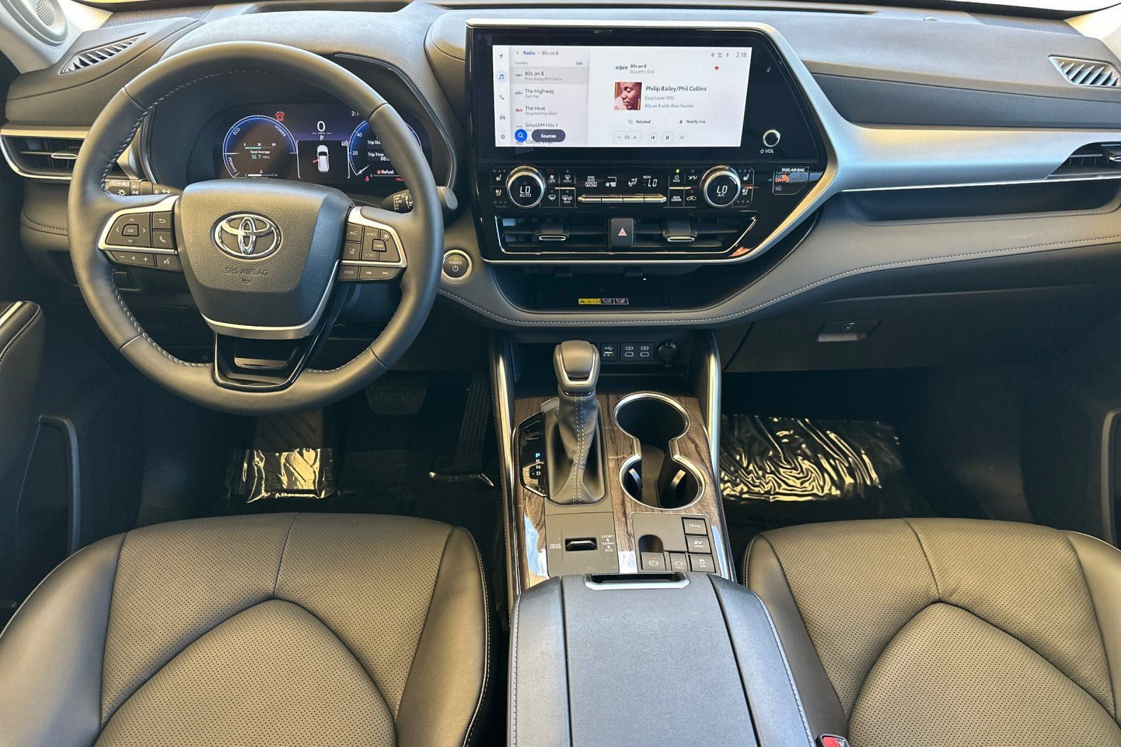 2026 Toyota Highlander Hybrid Platinum