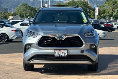2021 Toyota Highlander Hybrid Platinum