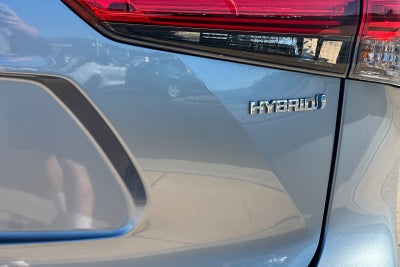 2021 Toyota Highlander Hybrid Platinum