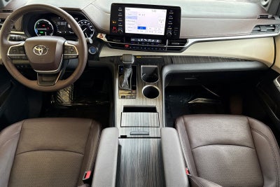 2024 Toyota Sienna Platinum 7 Passenger