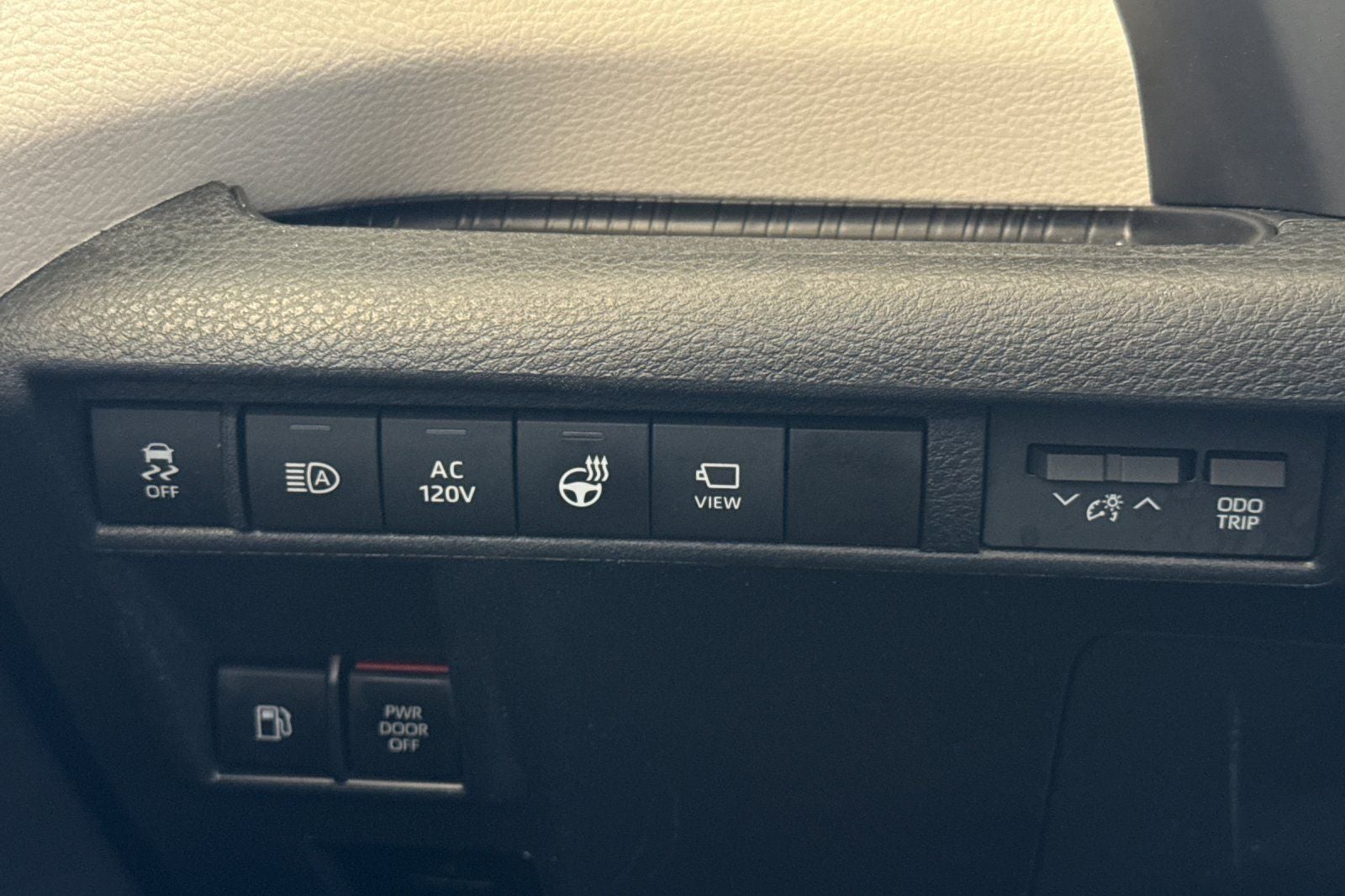 2024 Toyota Sienna Platinum 7 Passenger