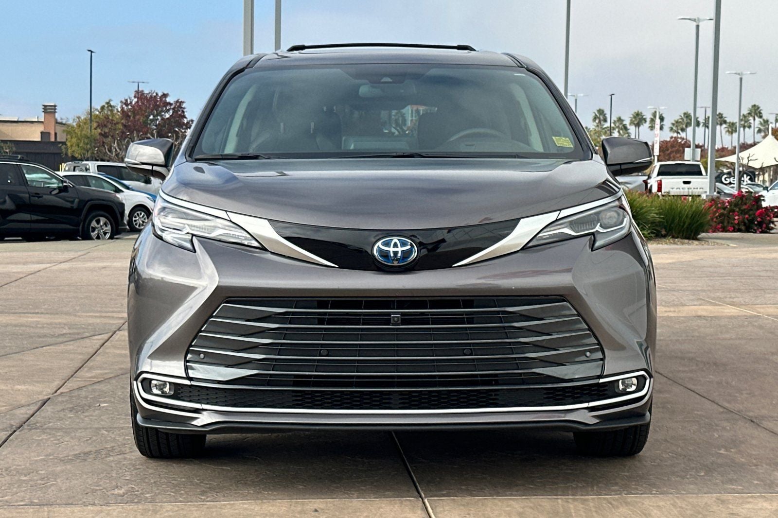 2024 Toyota Sienna Platinum 7 Passenger