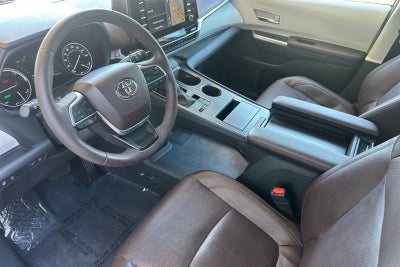 2023 Toyota Sienna Platinum 7 Passenger