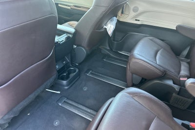 2023 Toyota Sienna Platinum 7 Passenger