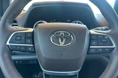2023 Toyota Sienna Platinum 7 Passenger