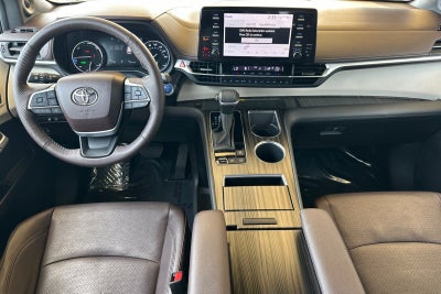 2023 Toyota Sienna Platinum 7 Passenger