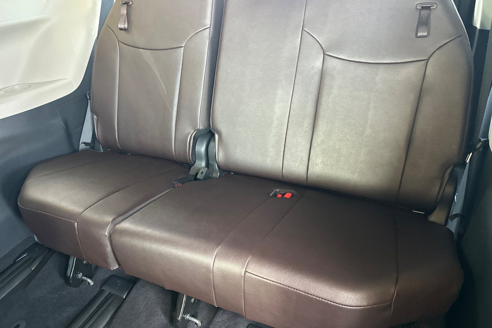 2023 Toyota Sienna Platinum 7 Passenger