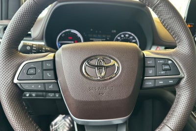 2023 Toyota Sienna Platinum 7 Passenger