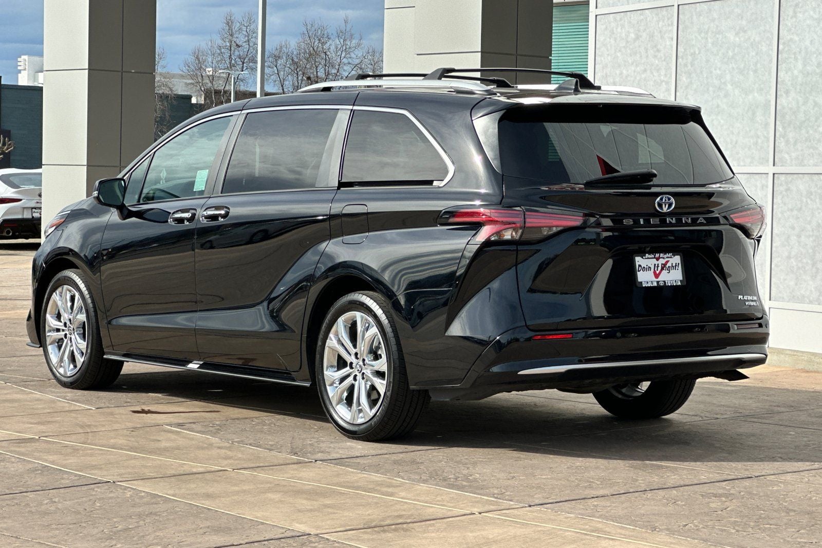 2023 Toyota Sienna Platinum 7 Passenger