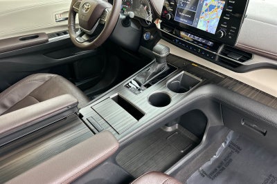 2024 Toyota Sienna Platinum 7 Passenger