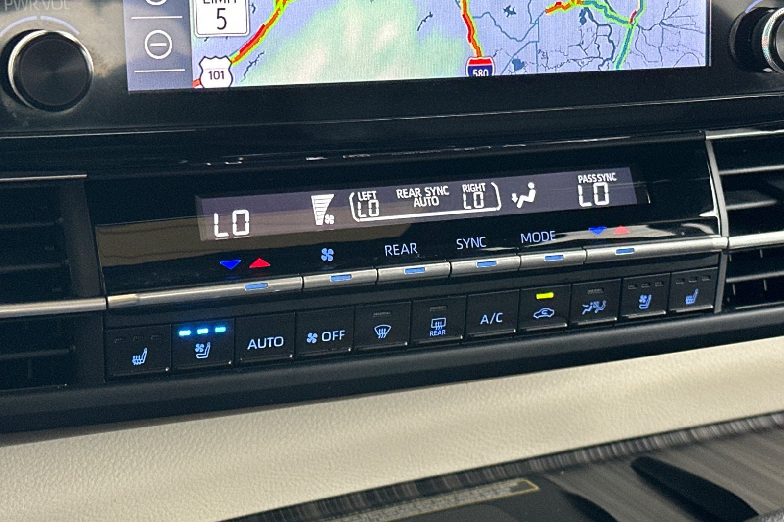 2024 Toyota Sienna Platinum 7 Passenger