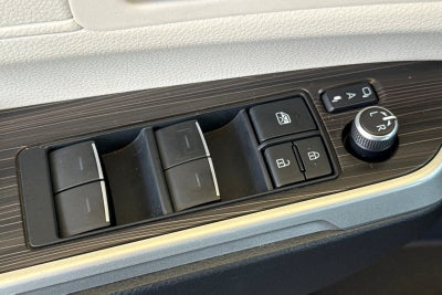 2021 Toyota Sienna Platinum 7 Passenger