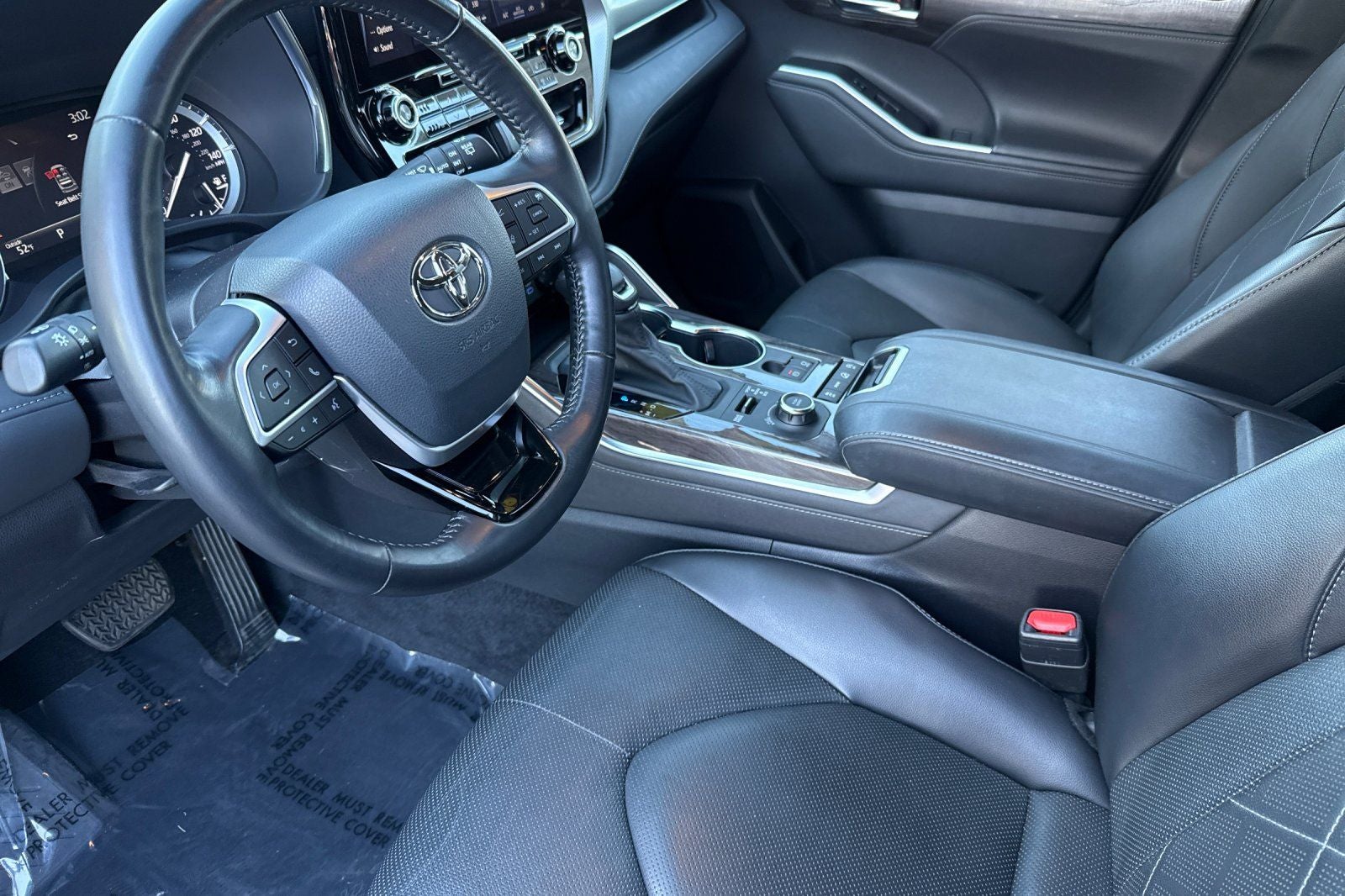 2022 Toyota Highlander Platinum