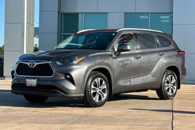 2022 Toyota Highlander XLE
