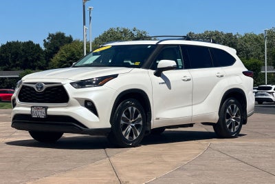 2021 Toyota Highlander Hybrid XLE