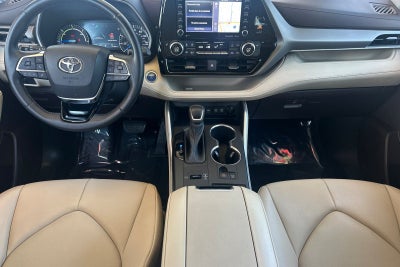 2021 Toyota Highlander Hybrid XLE