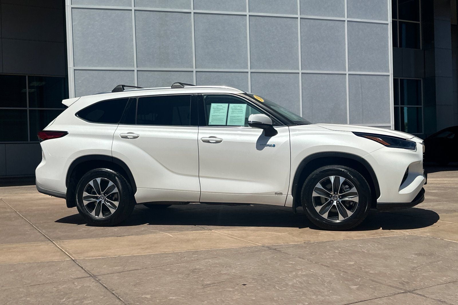 2021 Toyota Highlander Hybrid XLE