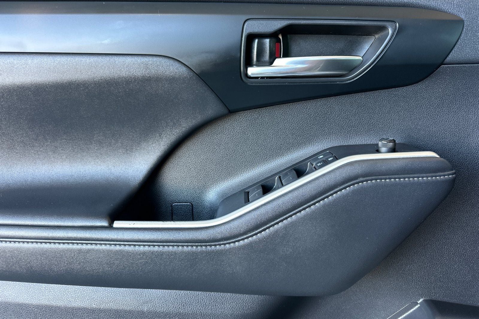 2020 Toyota Highlander Hybrid XLE