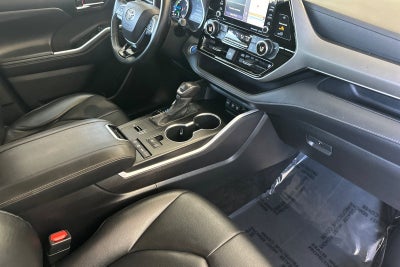 2020 Toyota Highlander Hybrid XLE