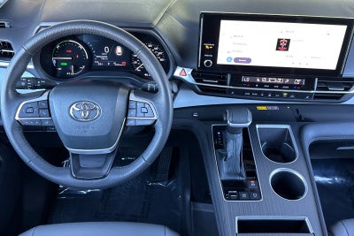 2025 Toyota Sienna XLE 7 Passenger