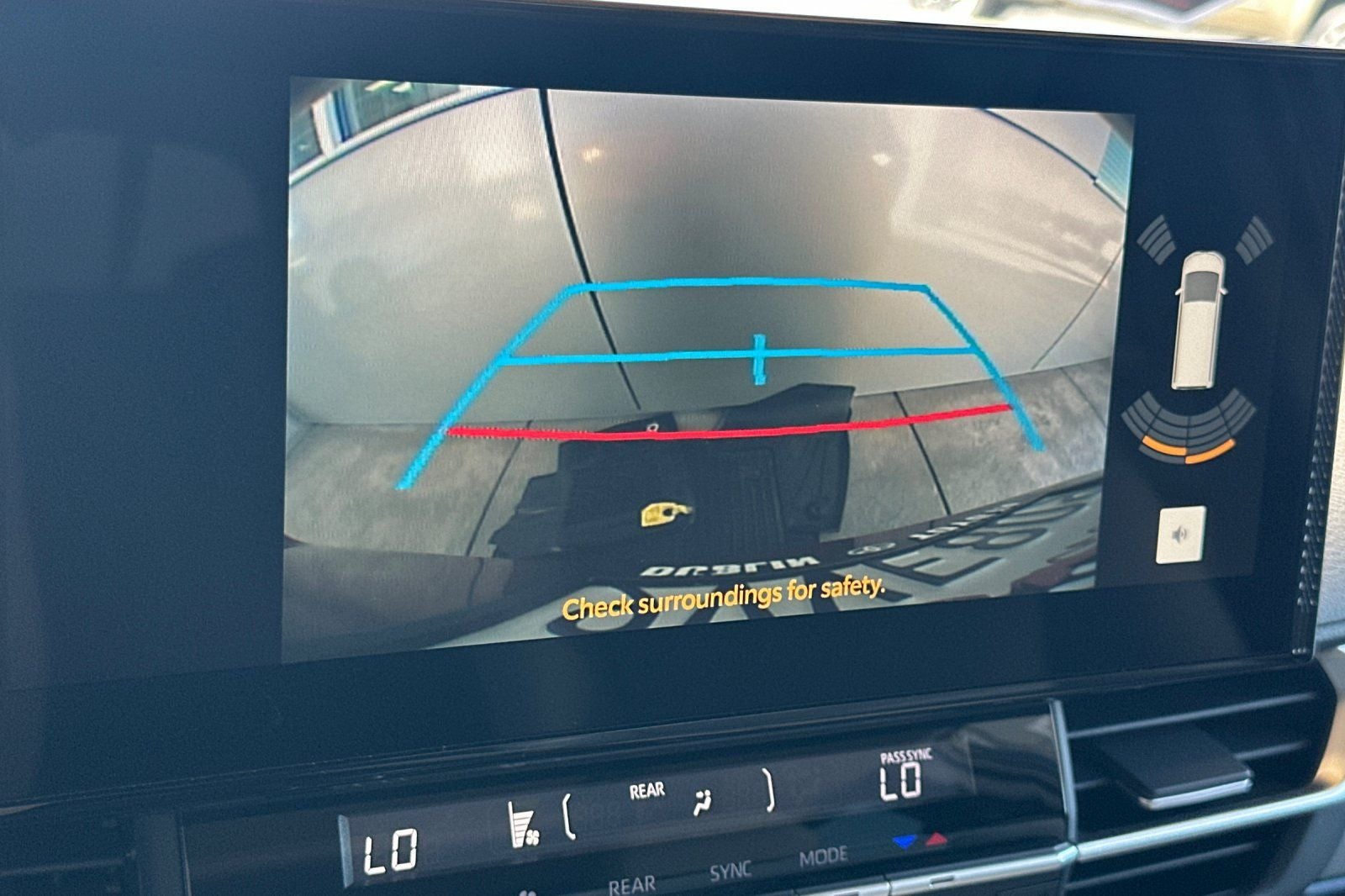 2025 Toyota Sienna XLE 8 Passenger