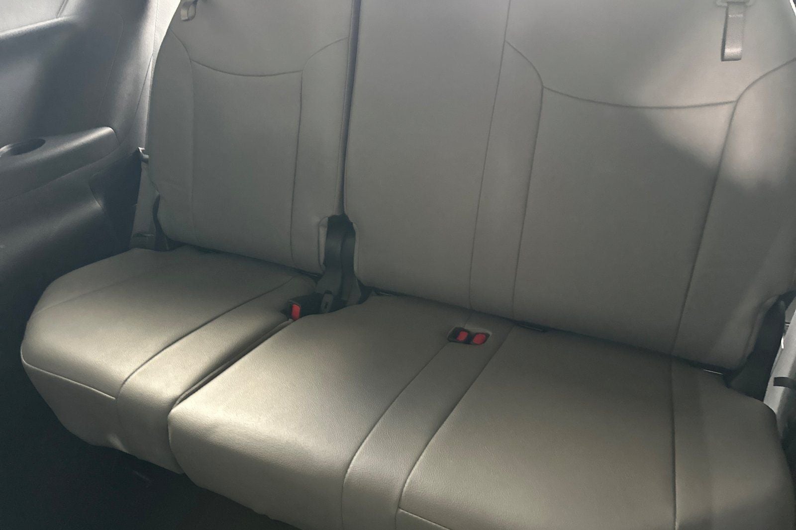 2025 Toyota Sienna XLE 8 Passenger
