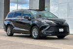 2025 Toyota Sienna XLE 8 Passenger