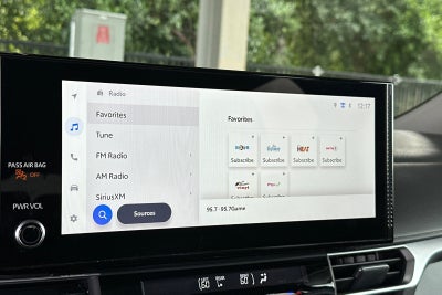 2025 Toyota Sienna XLE 8 Passenger