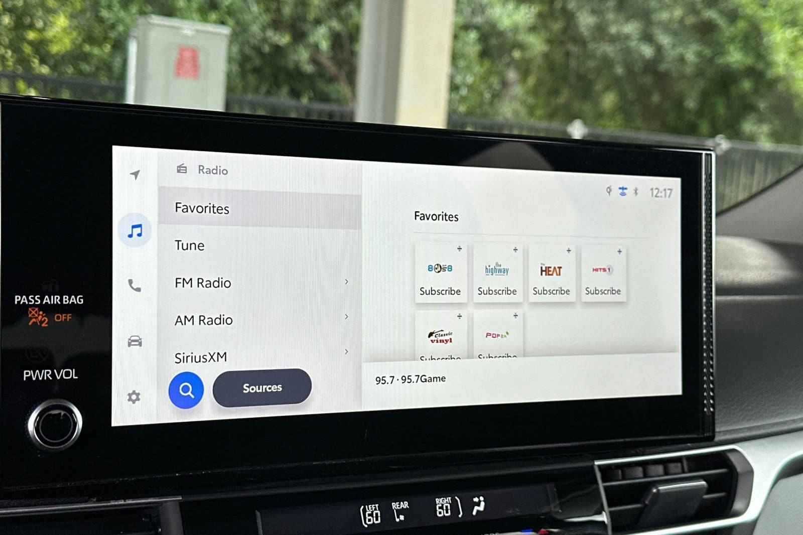 2025 Toyota Sienna XLE 8 Passenger