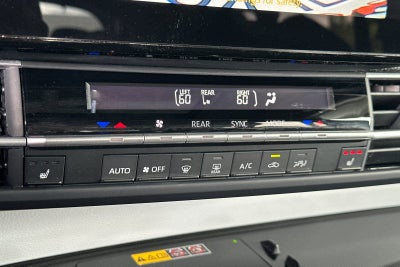 2025 Toyota Sienna XLE 8 Passenger