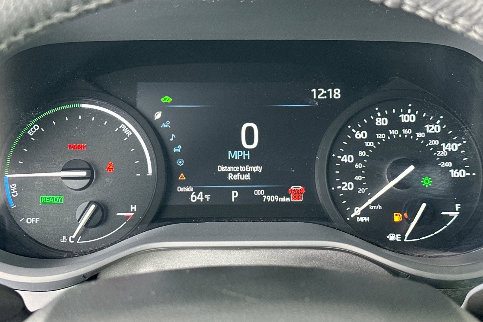 2025 Toyota Sienna XLE 8 Passenger