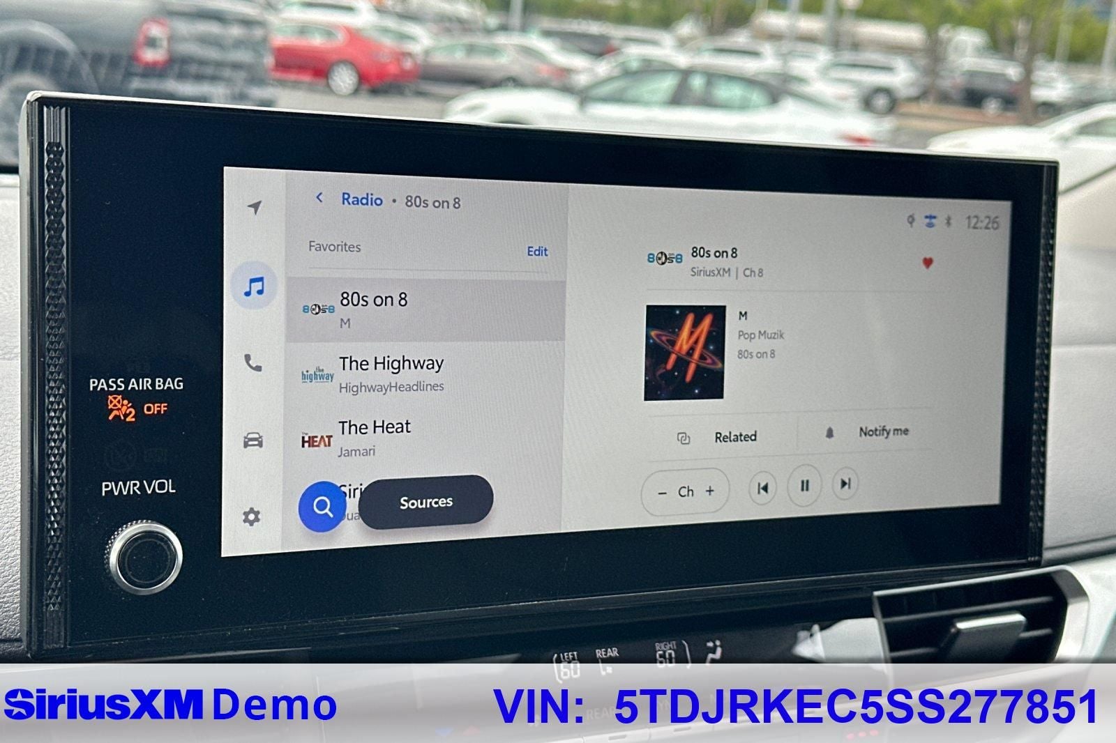 2025 Toyota Sienna XLE 8 Passenger