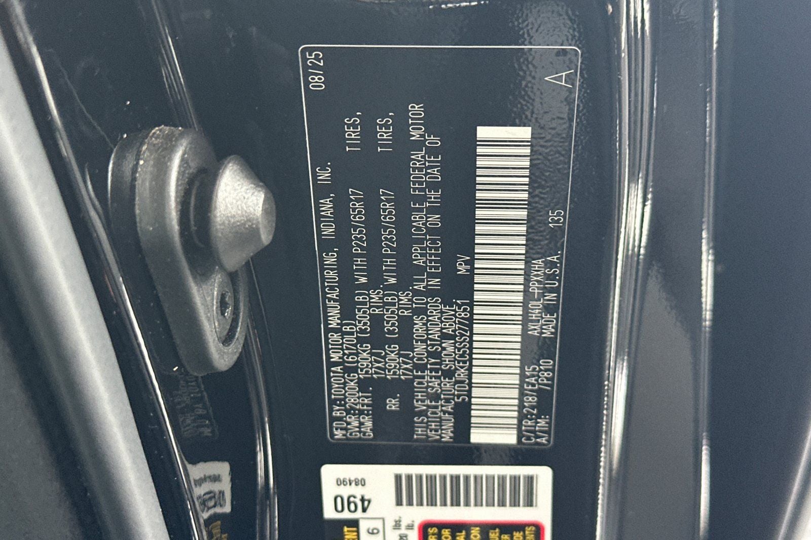 2025 Toyota Sienna XLE 8 Passenger