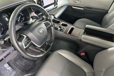 2021 Toyota Sienna XLE 7 Passenger