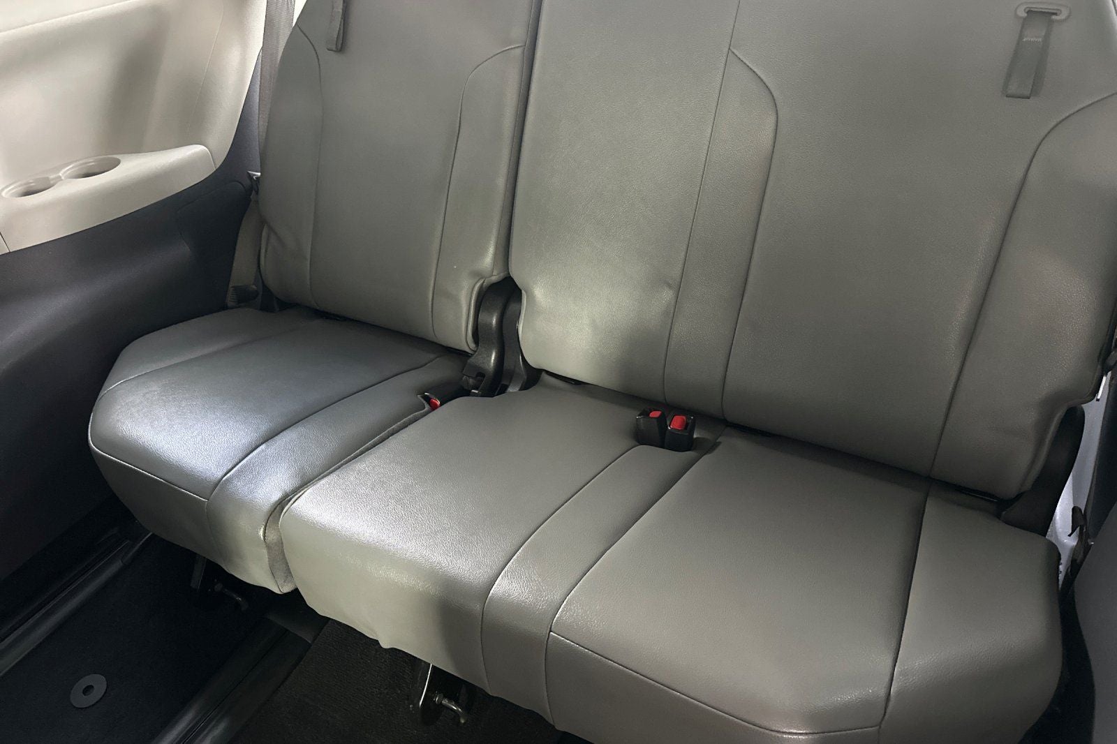 2021 Toyota Sienna XLE 7 Passenger