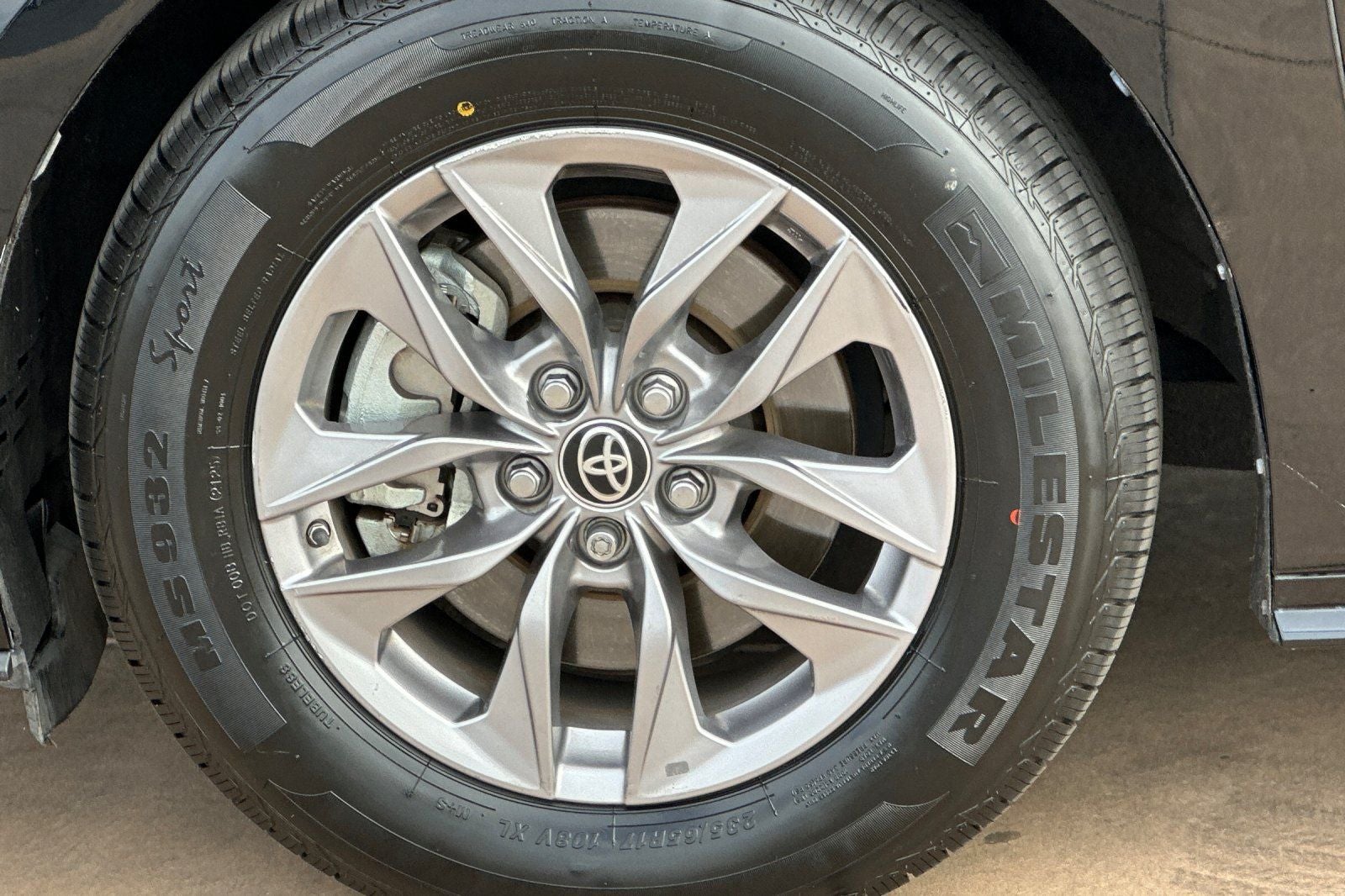 2021 Toyota Sienna XLE 7 Passenger