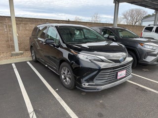 2021 Toyota Sienna XLE 7 Passenger