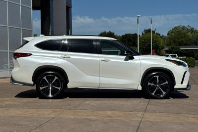 2021 Toyota Highlander XSE